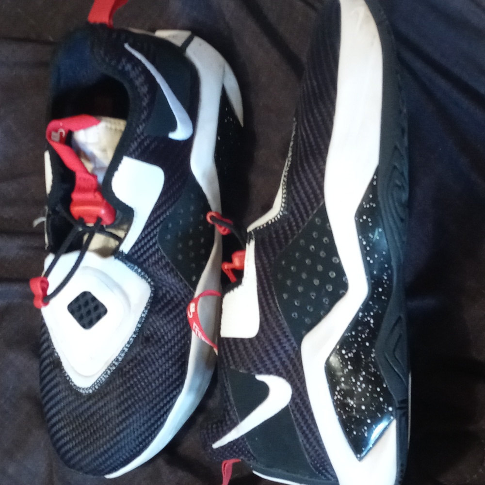Nike Lebron Soldier XIV Basketball Shoes Size 6.5 mens CN8689-002